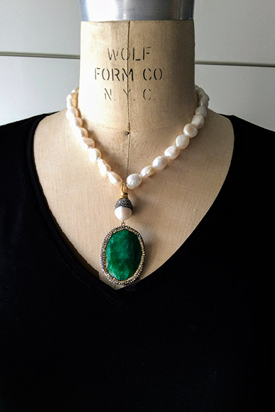 Green Aventurine Cabochon Pendant Natural Pearls